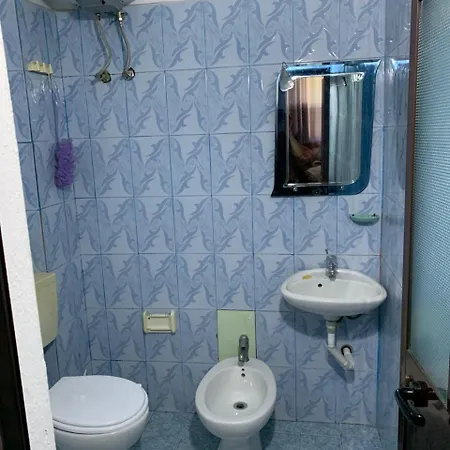 Mani 게스트하우스 Durrës