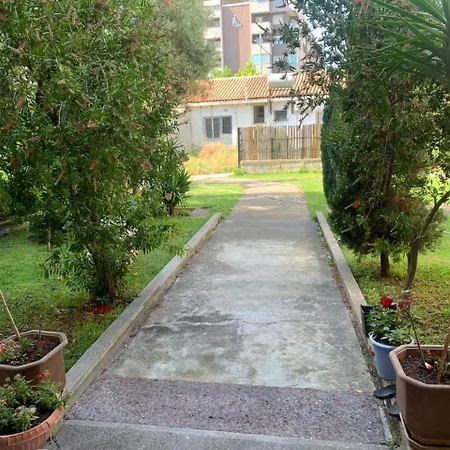 Pensión Mani Durrës